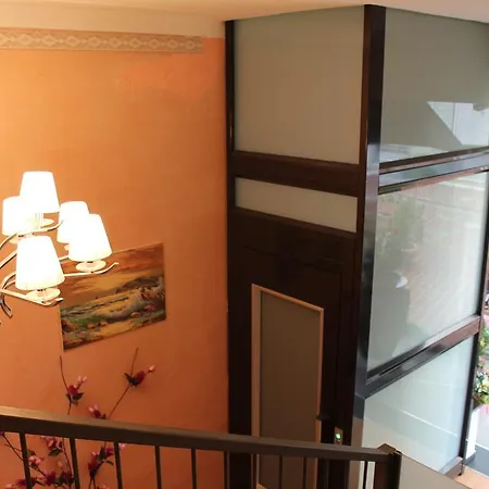 Europa Hotel 2*