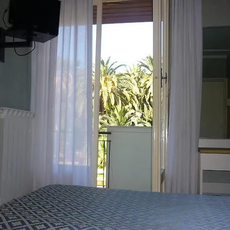 Europa 2* Arma di Taggia