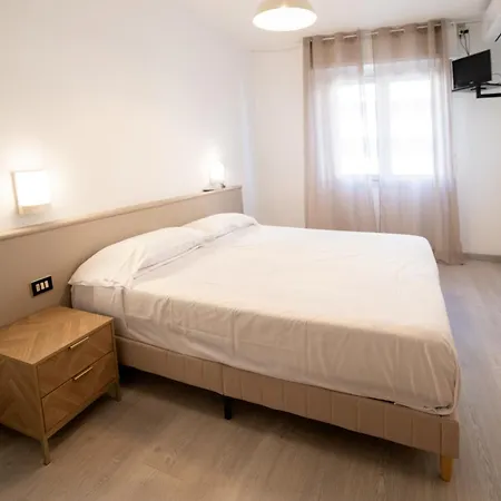 Europa Hotel 2*