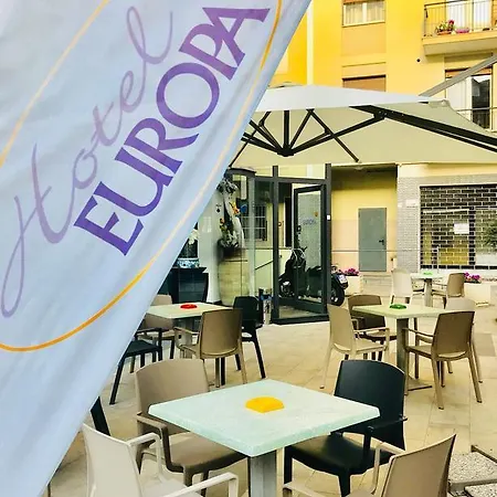 Europa 2* タッジャ